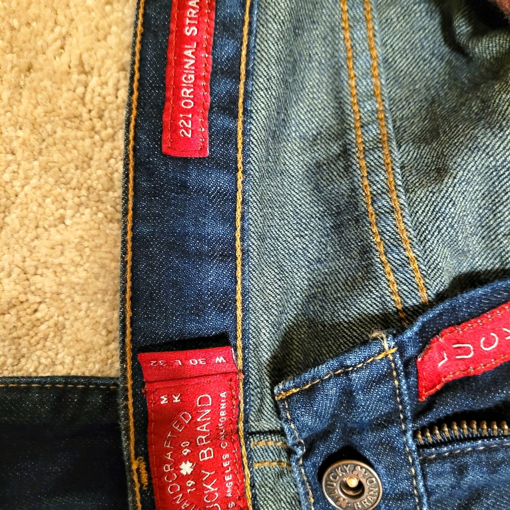 Men's Lucky Brand Denim - Picture 2 of 3